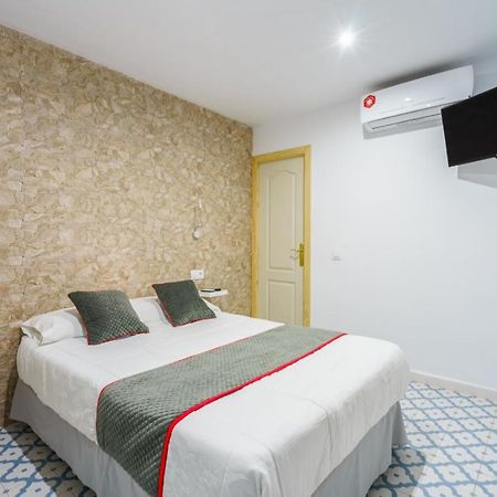 Pension Riad Mediterraneo Barbate Bagian luar foto