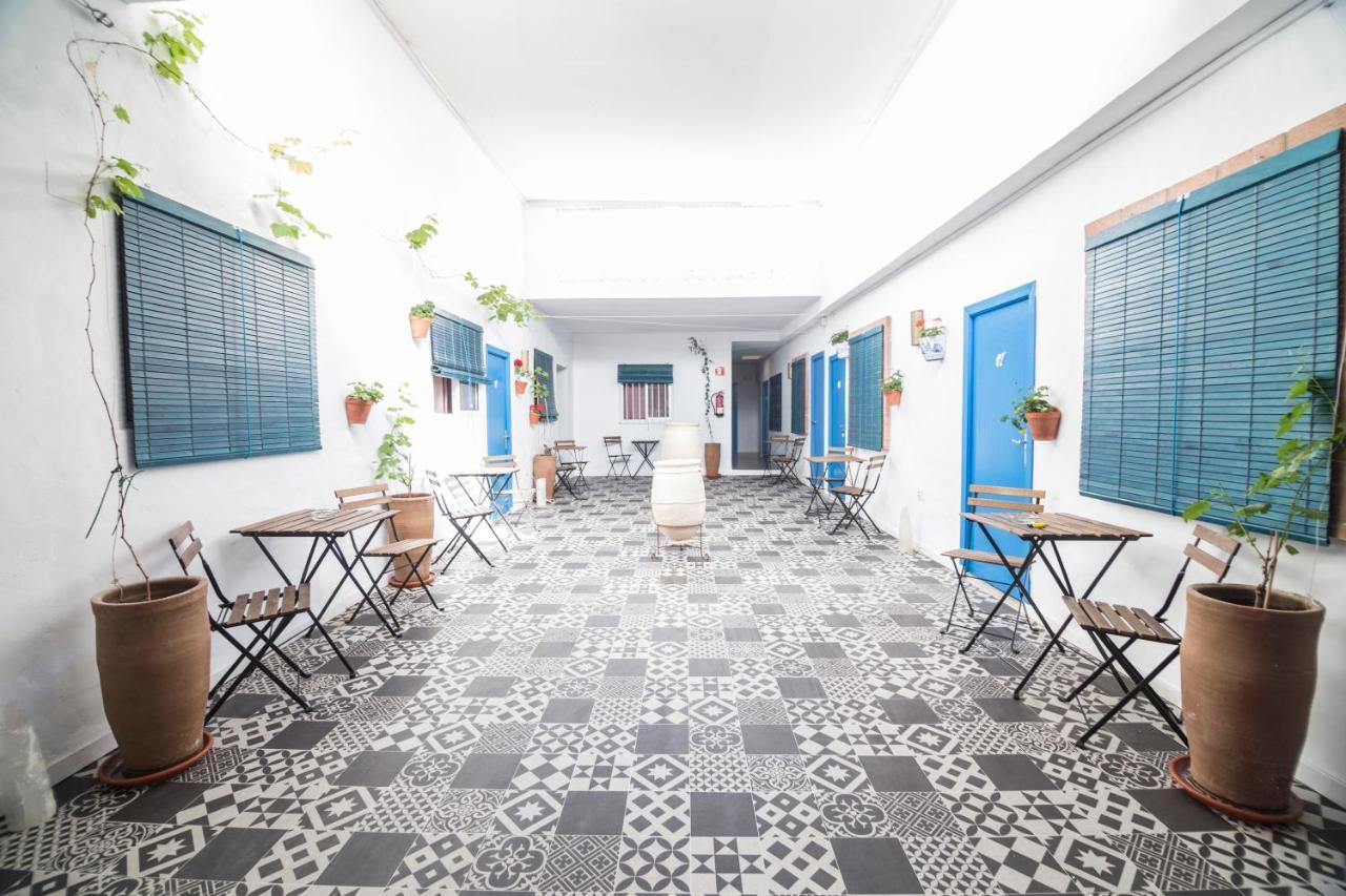 Pension Riad Mediterraneo Barbate Bagian luar foto
