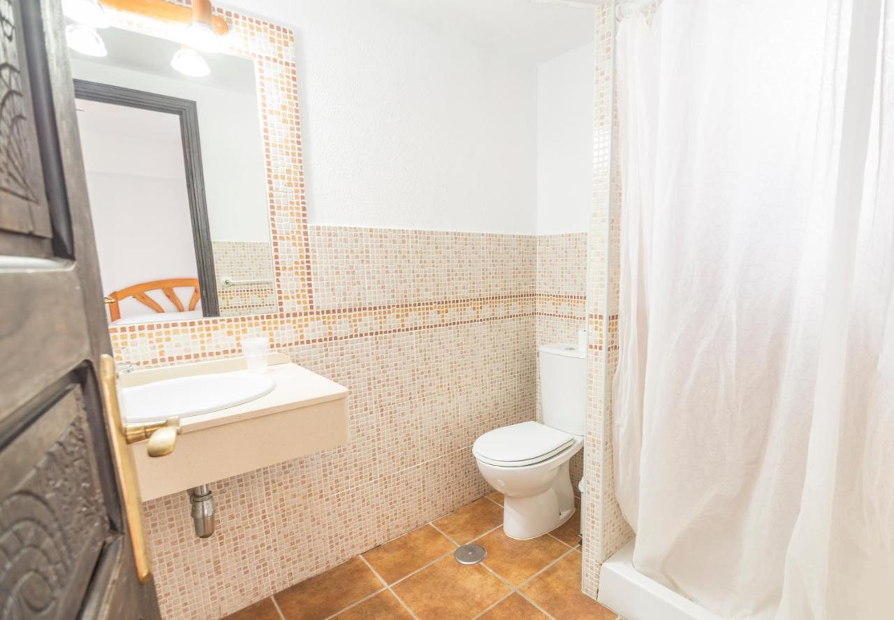 Pension Riad Mediterraneo Barbate Bagian luar foto